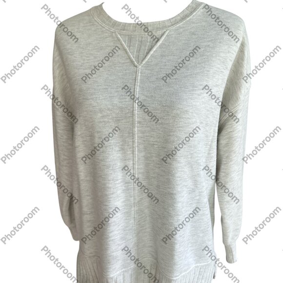 Evereve XSmall Heathered Light Gray Long Sleeve Crewneck Sweatshirt - Picture 1 of 6